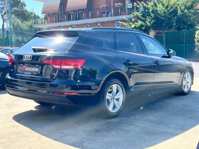 AUDI A4 usata, con Autoradio