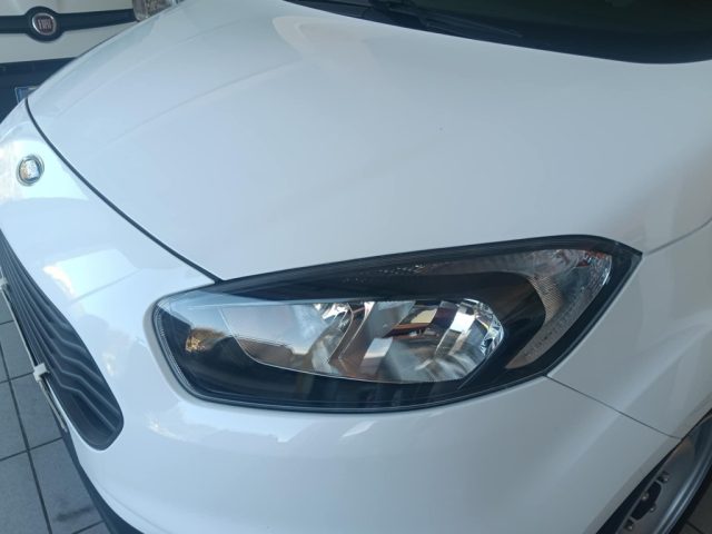 FORD Transit Courier usata, con Volante multifunzione