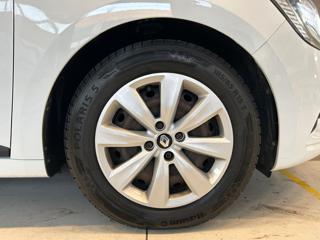 RENAULT Clio usata, con Climatizzatore