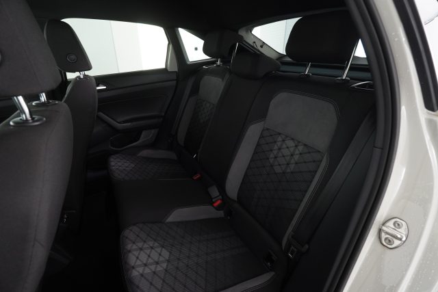 VOLKSWAGEN Taigo usata 9