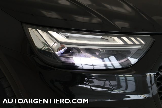 AUDI Q5 usata, con Sensori di parcheggio posteriori