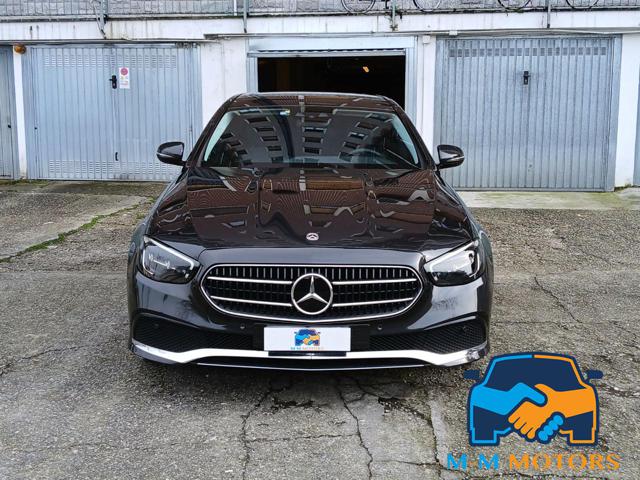 MERCEDES-BENZ E 220 usata, con Airbag