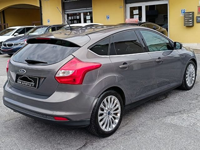 FORD Focus usata, con USB