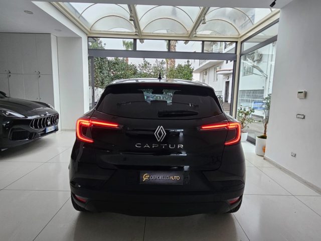 RENAULT Captur usata, con Fari LED