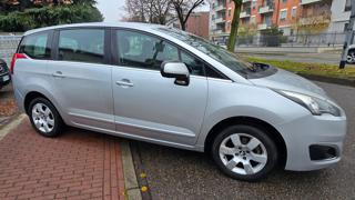 PEUGEOT 5008 usata, con Cruise Control