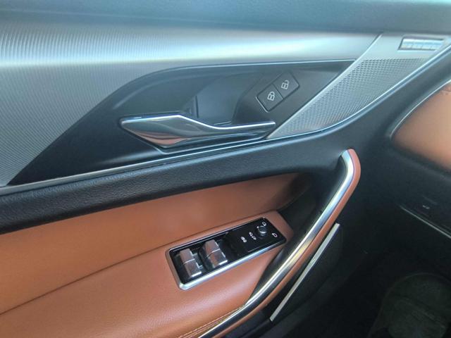 JAGUAR F-Pace usata, con ESP