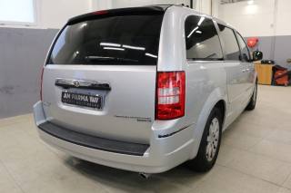 CHRYSLER Grand Voyager usata, con Autoradio