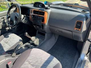 MITSUBISHI L200 usata, con Specchietti laterali elettrici