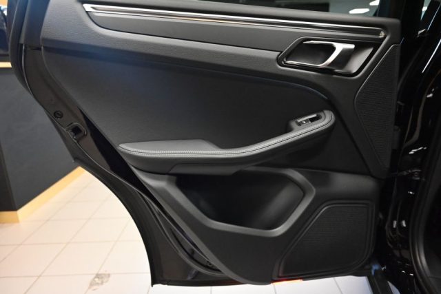 PORSCHE Macan usata 54