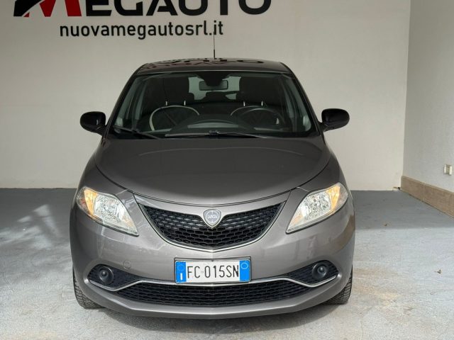 LANCIA Ypsilon usata, con Airbag