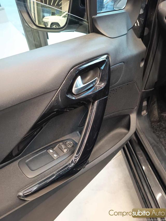 PEUGEOT 208 usata 19