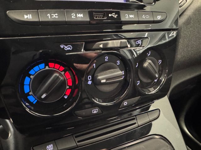 LANCIA Ypsilon usata, con Controllo trazione