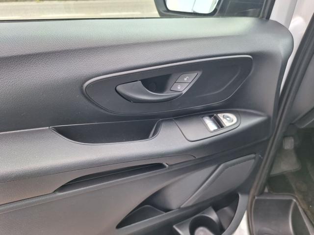 MERCEDES-BENZ Vito usata 11