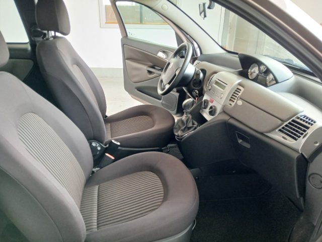 LANCIA Ypsilon usata, con Lettore CD