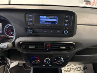 HYUNDAI i10 usata, con Park Distance Control