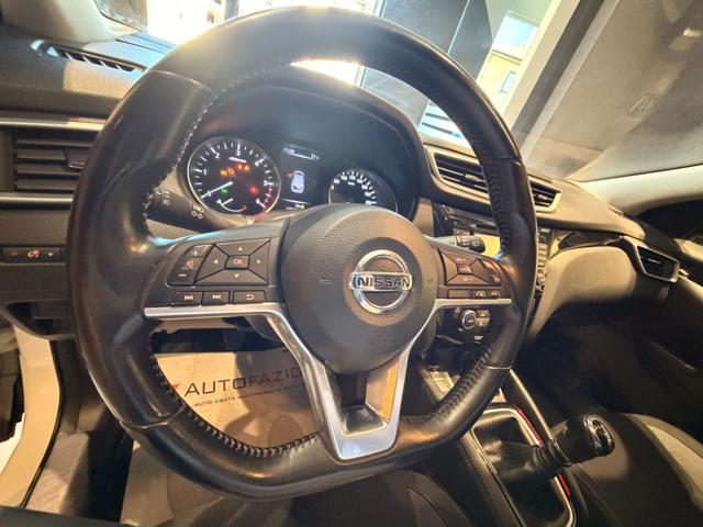 NISSAN Qashqai usata, con Touch screen
