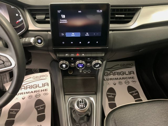 RENAULT Captur usata, con Volante in pelle