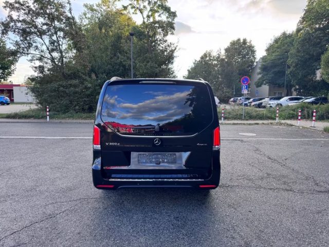 MERCEDES-BENZ V 300 usata, con Autoradio