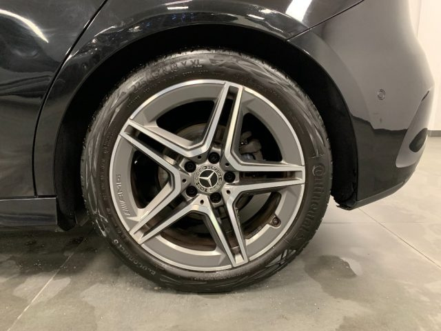 MERCEDES-BENZ A 180 usata, con Specchietti laterali elettrici