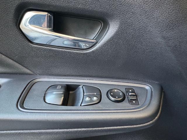 NISSAN Micra usata, con Touch screen