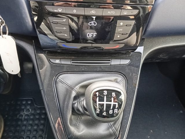 LANCIA Ypsilon usata 16