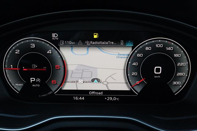 AUDI A4 usata, con Sensori di parcheggio anteriori