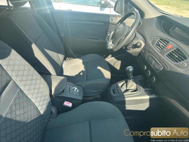 RENAULT Scenic usata, con Autoradio