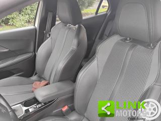 PEUGEOT 2008 usata, con Luci diurne LED