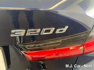 BMW 320 usata, con Luci diurne LED
