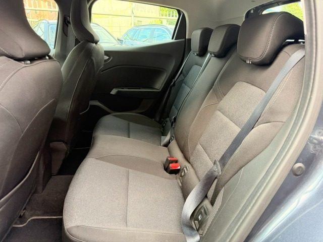 RENAULT Clio usata, con Climatizzatore