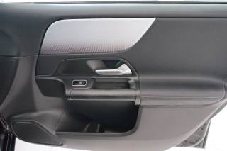 MERCEDES-BENZ B 180 usata, con Hill holder