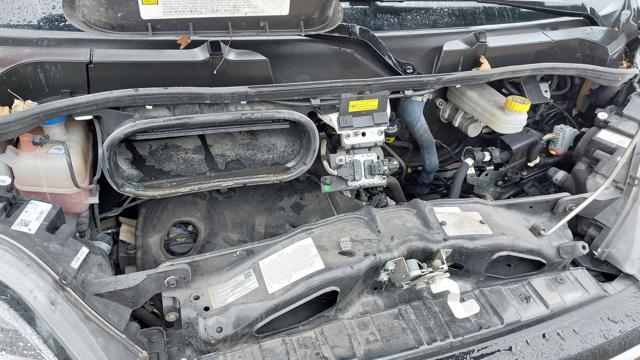 OPEL Movano usata, con Hill holder