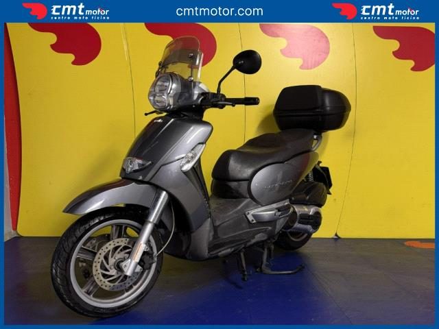 APRILIA Scarabeo 500 usata 1
