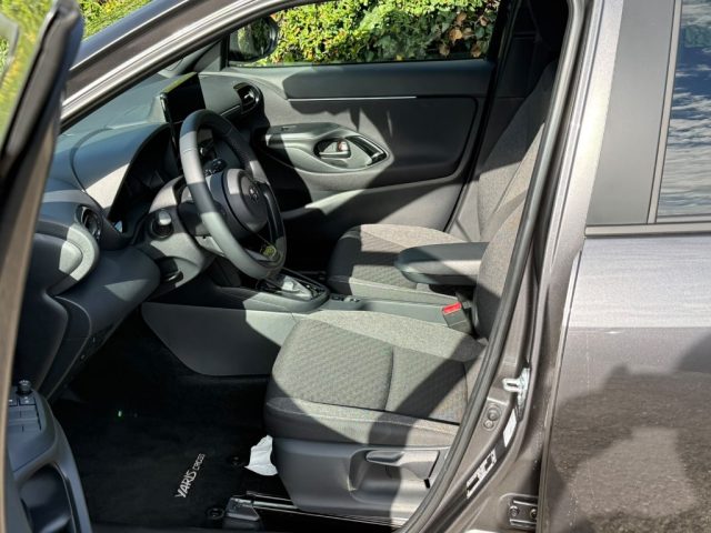 TOYOTA Yaris Cross usata, con Controllo automatico clima