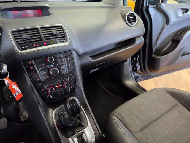OPEL Meriva usata, con Climatizzatore