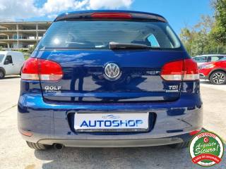 VOLKSWAGEN Golf usata, con Autoradio