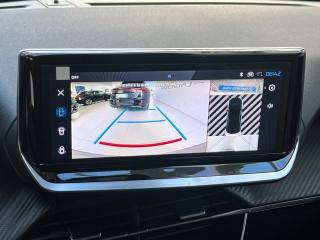 PEUGEOT 2008 usata, con Sistema di navigazione