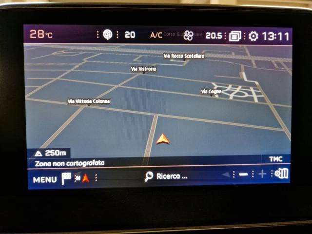 PEUGEOT 5008 usata, con Leve al volante