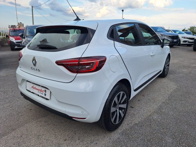 RENAULT Clio usata, con Autoradio