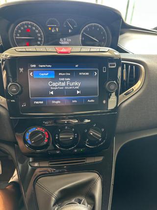 LANCIA Ypsilon usata, con Telecamera per parcheggio assistito