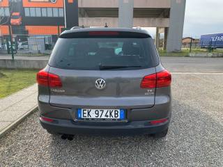 VOLKSWAGEN Tiguan usata, con Autoradio