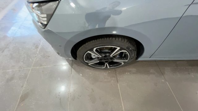 OPEL Corsa usata, con Autoradio digitale