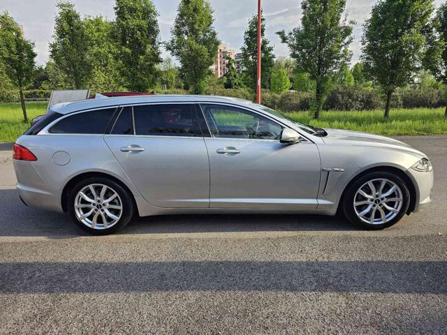 JAGUAR XF usata, con Autoradio