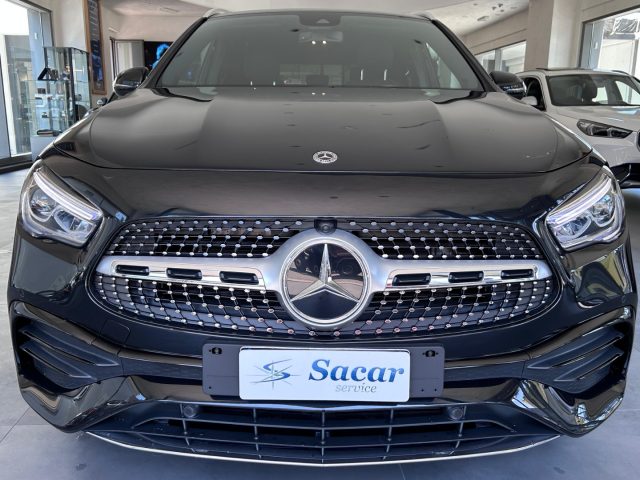 MERCEDES-BENZ GLA 200 usata, con Airbag