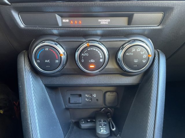 MAZDA 2 usata, con Specchietti laterali elettrici