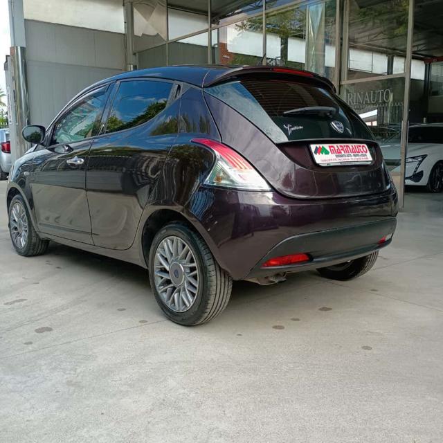 LANCIA Ypsilon usata, con Controllo trazione