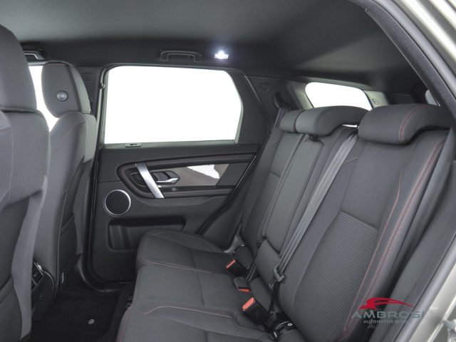 LAND ROVER Discovery Sport usata 9