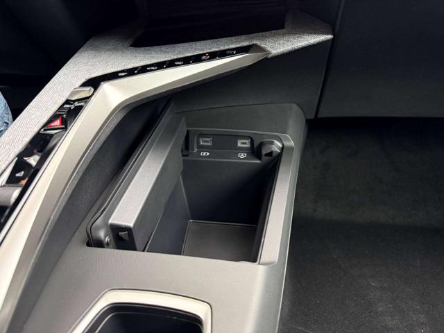 PEUGEOT 3008 usata 21