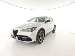 ALFA ROMEO Stelvio usata, con Leve al volante