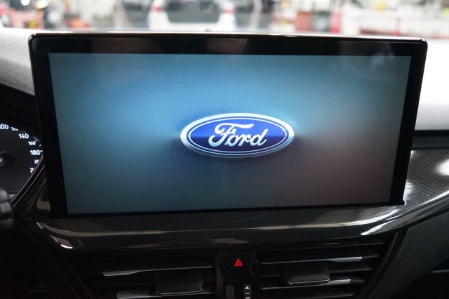 FORD Focus usata, con Specchietti laterali elettrici